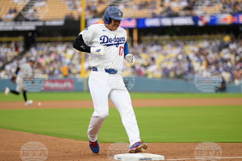 Diamondbacks Dodgers Baseball