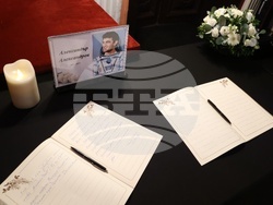 Централен военен клуб - генерал-майор Александър Александров - поклонение