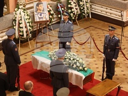 Централен военен клуб - генерал-майор Александър Александров - поклонение