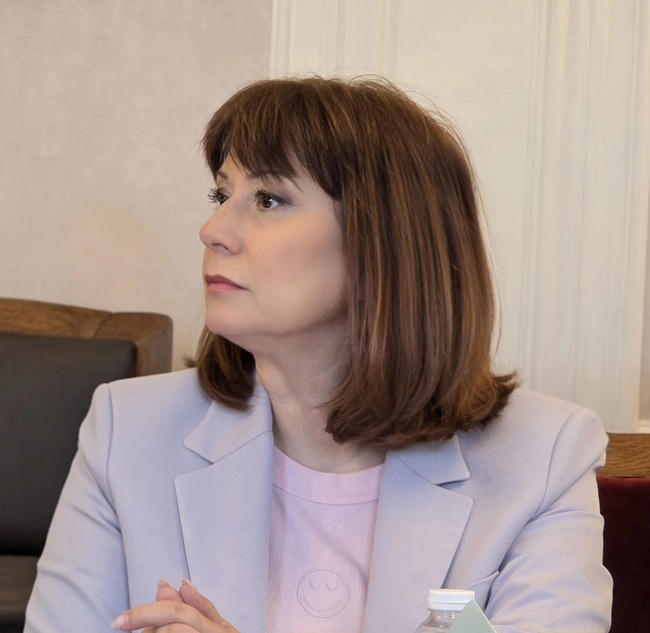  Омбудсманът сезира Столична община заради ограничен достъп на хора с увреждания до преференциални карти за пътуване