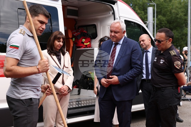 По-готови сме от миналата година за борба с пожарите, усилията ни са насочени към превенция, заяви вътрешният министър Иван Демерджиев