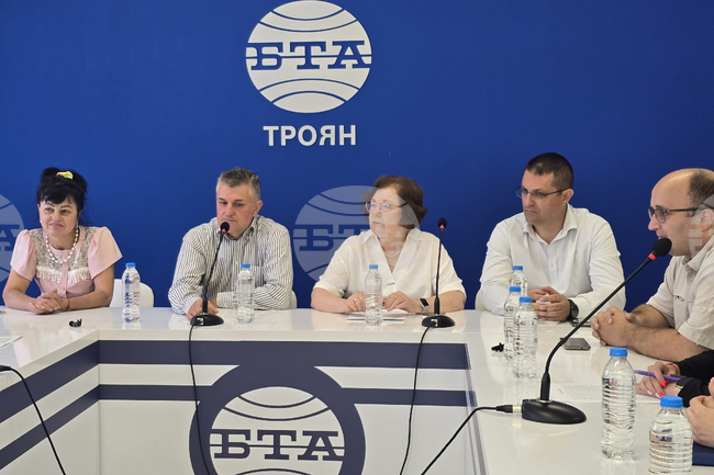 Национален пресклуб на БТА Троян - „Приеми ме“ - дискусия
