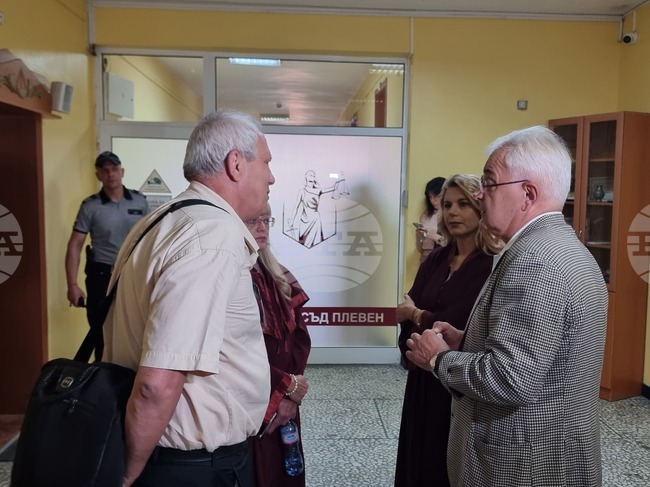 Делото за катастрофата, при която загина 12-годишната Сияна Попова, продължава през септември