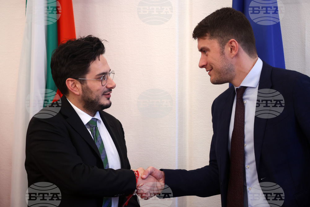 Парламент - Комисия по електронно управление и информационни технологии