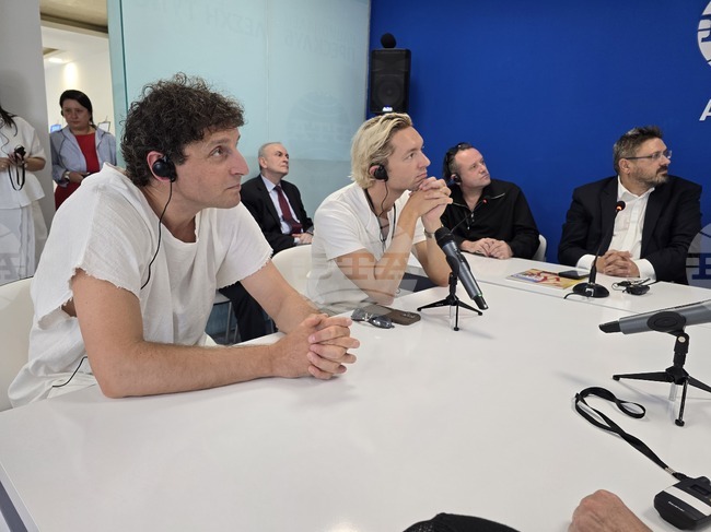 Greek Actor Tabakakis Thanks Team behind Staging of Euripides's The Bacchae