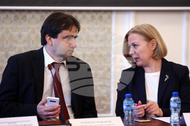 Парламент - Комисия по електронно управление и информационни технологии