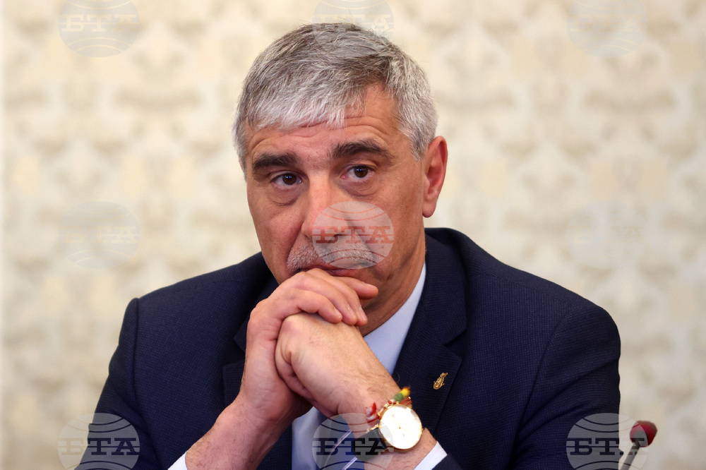 Парламент - Комисия по електронно управление и информационни технологии