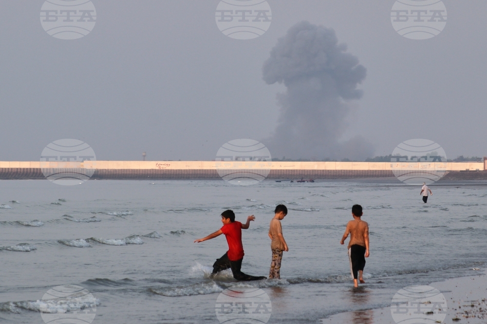 APTOPIX Iran War Strait of Hormuz