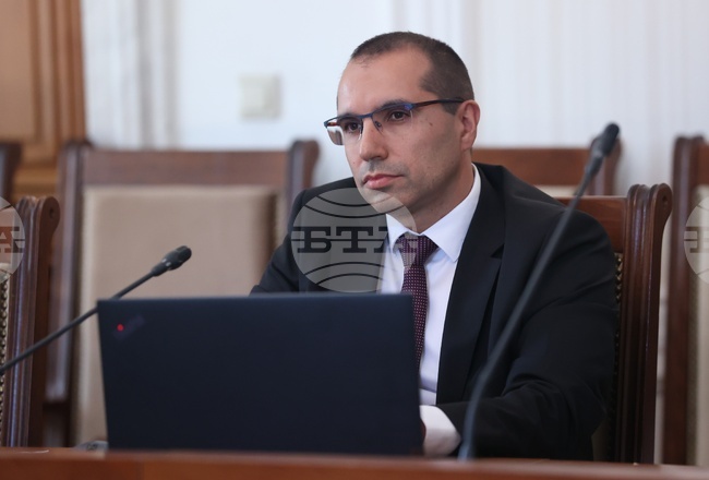 Използването на специални разузнавателни средства трябва да бъде законосъобразно и съобразено с правата на гражданите, каза кандидатът за член на КПК Пламен Тодоров