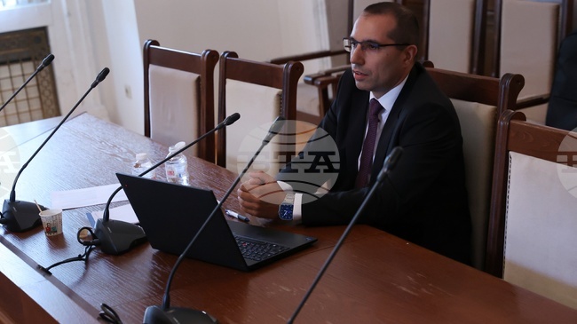 Ресорната парламентарна комисия изслуша единствения кандидат за член на Комисията за противодействие на корупцията Пламен Тодоров