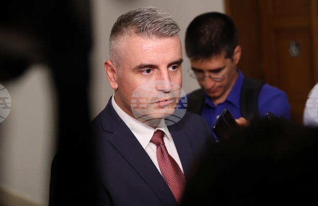 Основният въпрос за дрона е дали е случайност, или опит за удар по критична инфраструктура, каза Радослав Рибарски от „Продължаваме промяната"