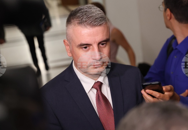 Continue the Change's Ribarski: We Shouldn't Be Focusing on Restoring Old Defence Equipment
