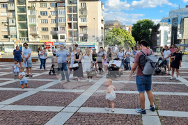 Пловдив - протест - „Достойно майчинство“