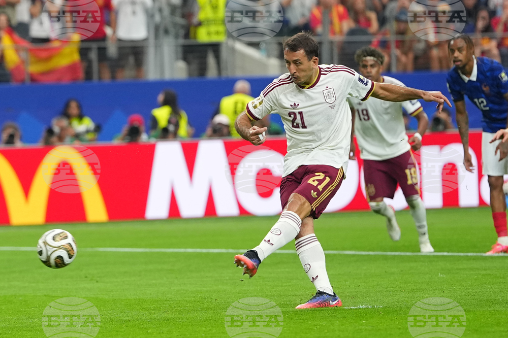 APTOPIX Spain France WCup Soccer
