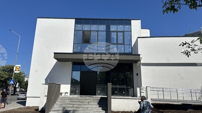 До края на юли приключва обновяването на изложбена зала „Сирак Скитник“ в Сливен
