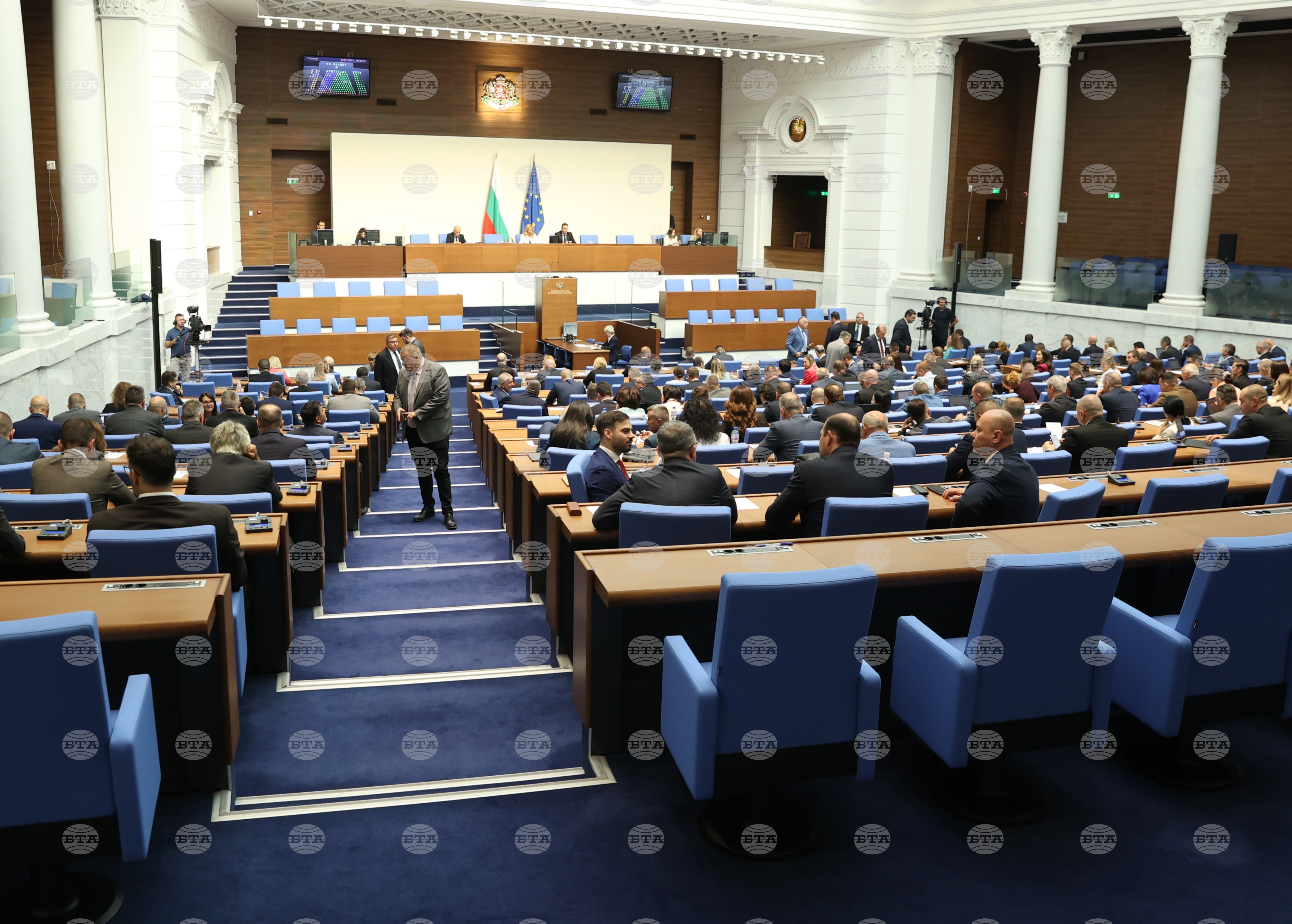 Парламентът обсъжда законопроекта за държавния бюджет на България за 2026 година