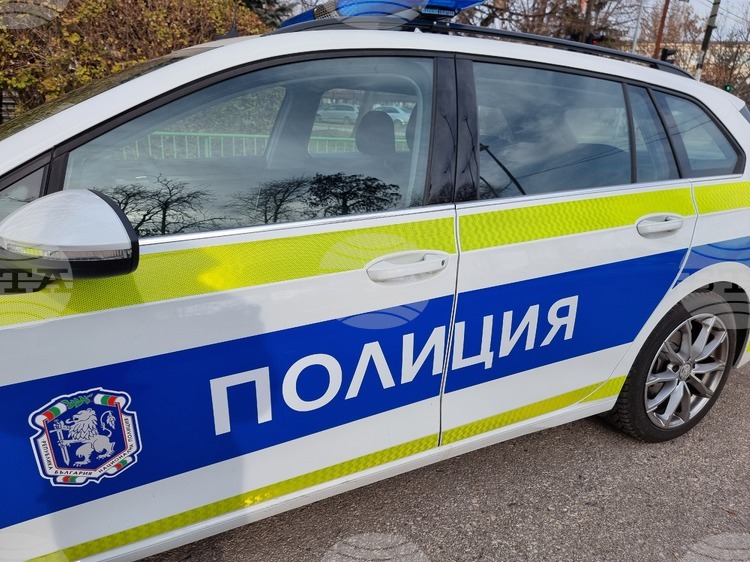 Спасено е бебе блокирано в асансьор на жилищна кооперация в