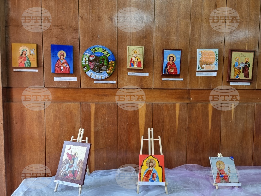 Чепеларе - благотворителна изложба - икони