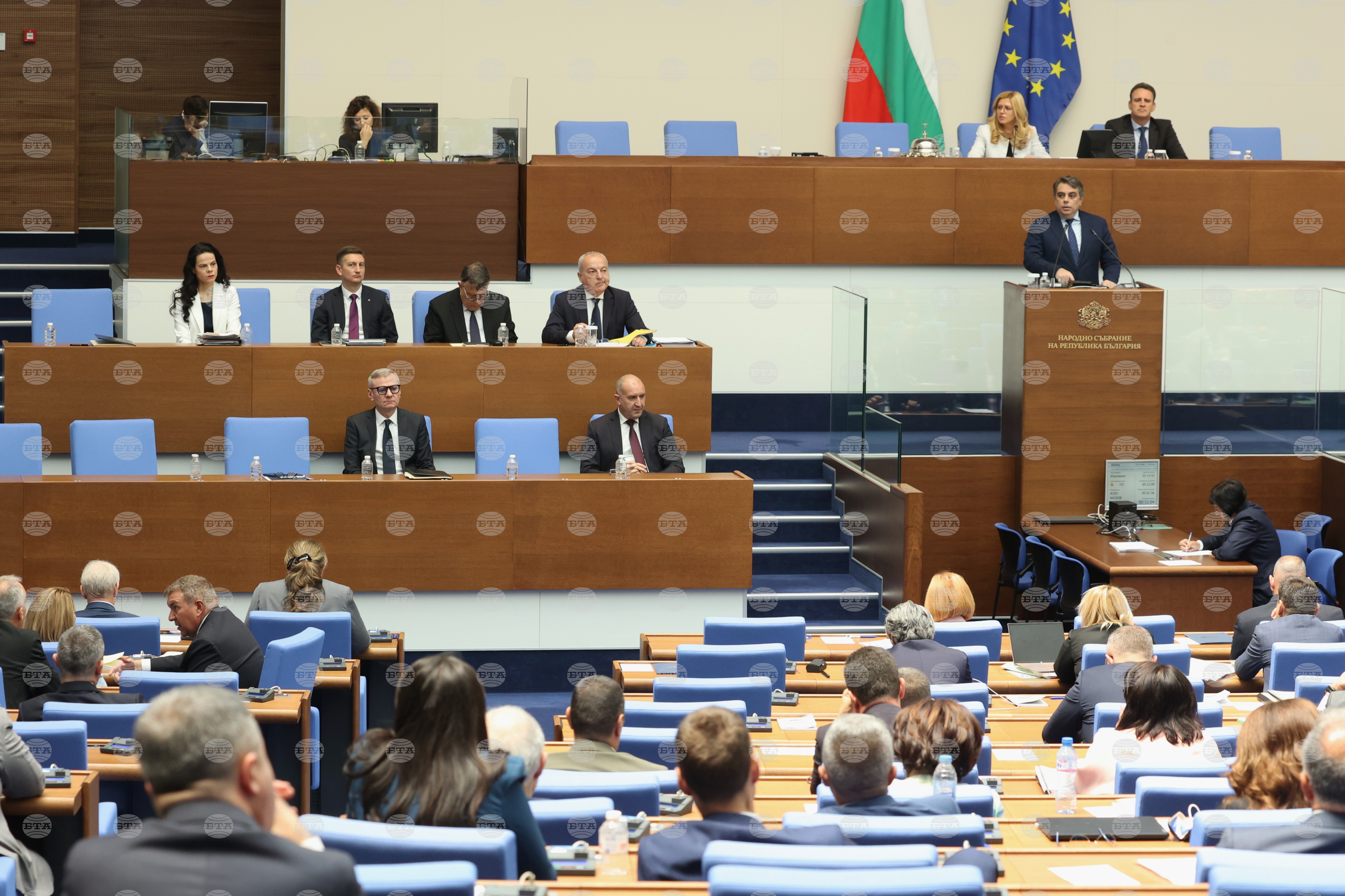 Парламентът прие на първо четене законопроекта за държавния бюджет за 2026 година