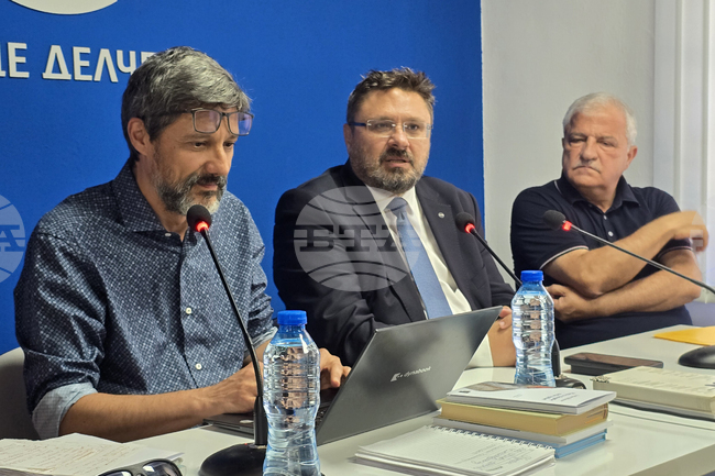 Могат да се откроят поне пет връзки между Пенчо Славейков и Неврокопския край, каза генералният директор на БТА Кирил Вълчев в Гоце Делчев
