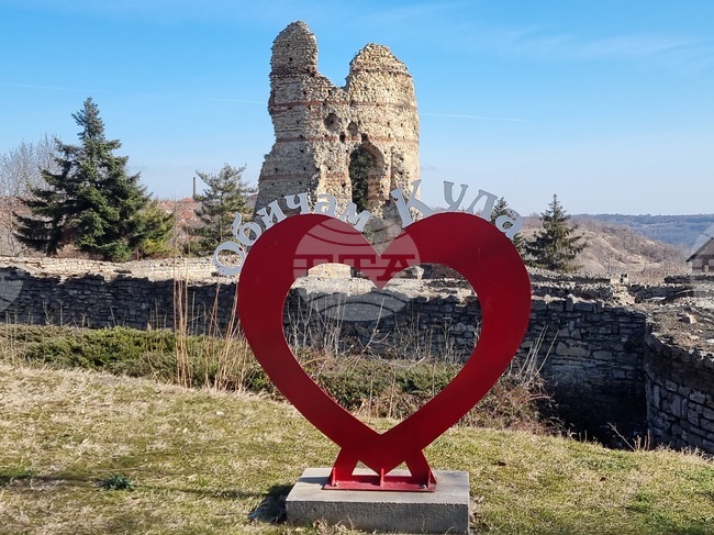 Кула отново организира инициативата „Кино под звездите“
