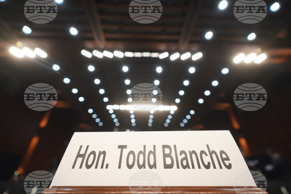 Senate Blanche
