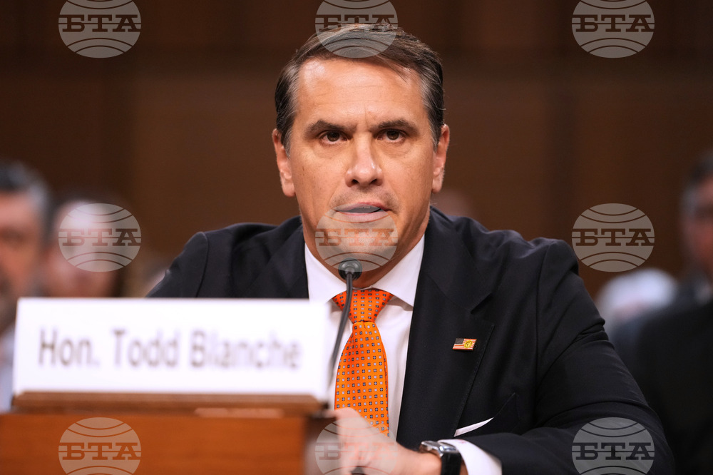 Senate Blanche