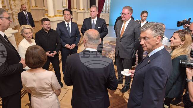 Bulgaria to Maintain Active Political Dialogue with Ukraine, Bulgarian Foreign Minister Says