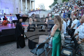 Пловдив - Благотворителен галаспектакъл „Светлина през вековете“