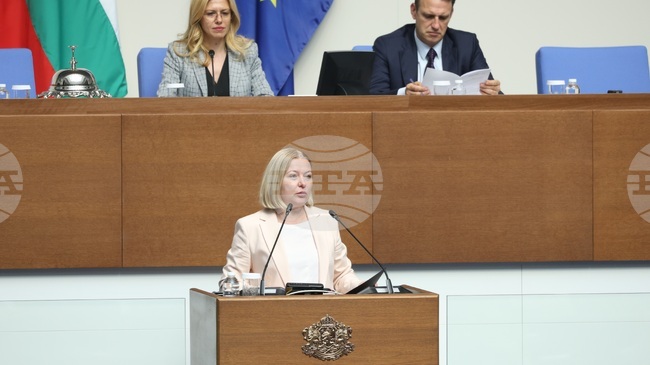 От „Демократична България“ настояха правителството да предостави адекватна позиция за участието на България в Коалицията за противоракетна отбрана