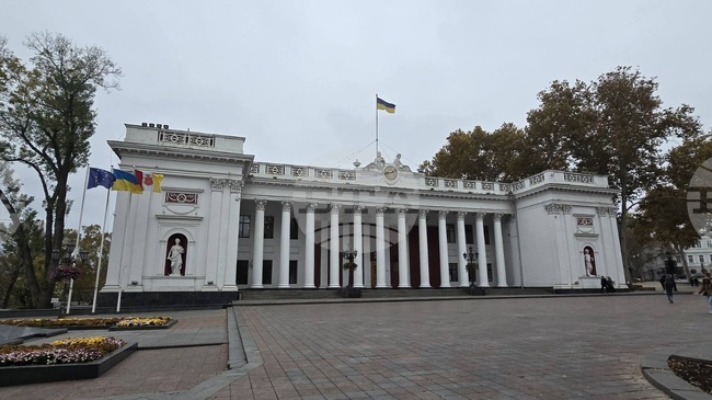 В Одеса е обявен ден на траур за загиналите трима души по време на ракетната атака вчера