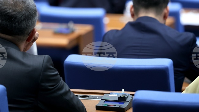 Парламентът прие на първо четене задължение за търговците да предоставят право на отказ от договор за финансови услуги от разстояние