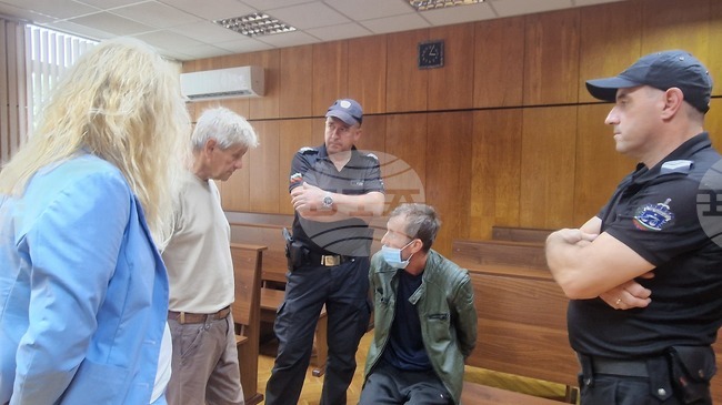 Окръжният съд в Смолян наложи постоянна мярка „задържане под стража“ на румънски шофьор, обвинен за подкуп на полицаи