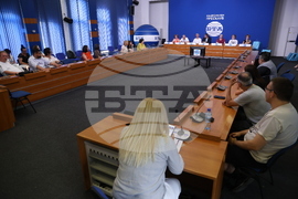 Национален пресклуб на БТА София - Кирил Вълчев - сертификат „Бетеанец завинаги“