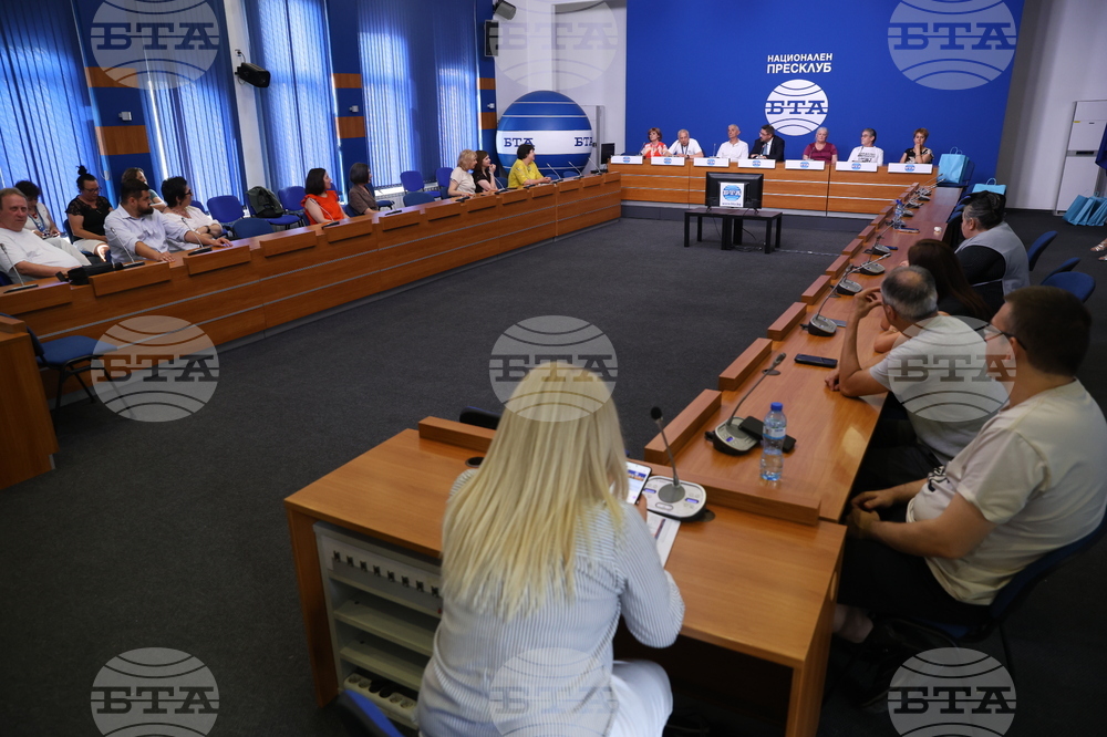 Национален пресклуб на БТА София - Кирил Вълчев - сертификат „Бетеанец завинаги“