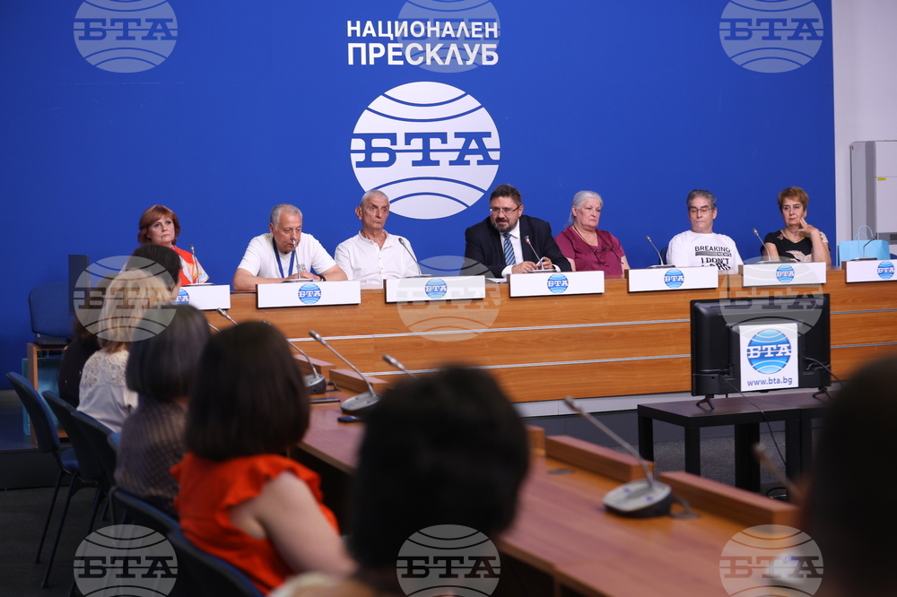 Национален пресклуб на БТА София - Кирил Вълчев - сертификат „Бетеанец завинаги“