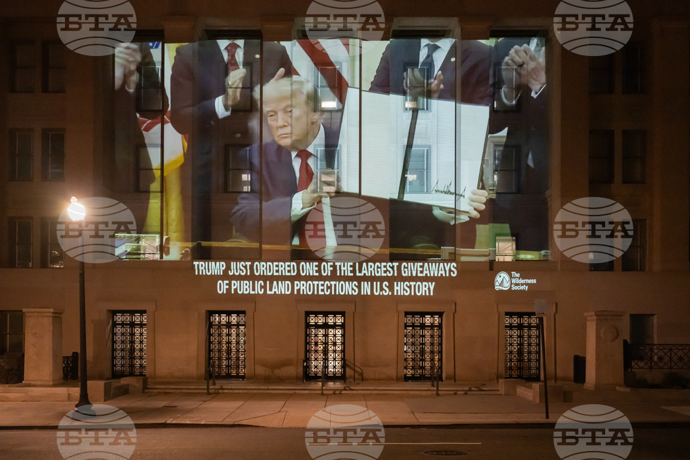 Bears Ears, Grand Staircase-Escalante projection at Interior Dept.