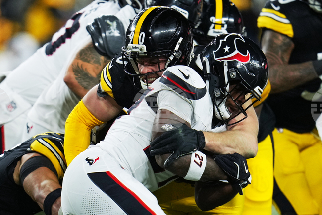 Top 5 Edge Rushers Football