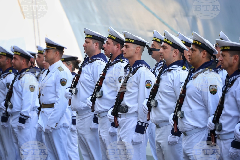 Бургас - пристанище - Национално военноморско учение с международно участие „Бриз“ 2026 - демонстрация