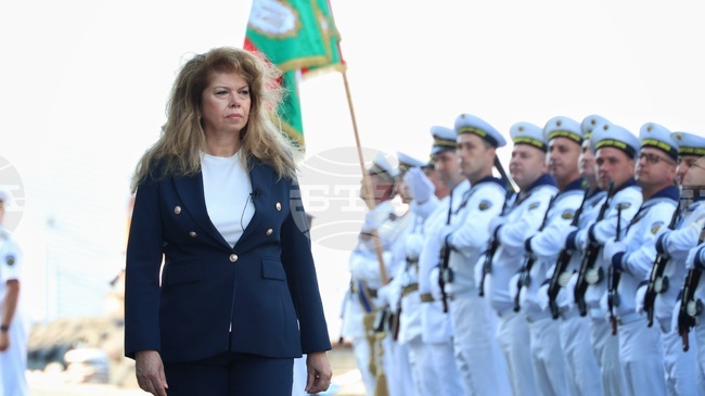 Няма никакви противоречия в позицията за Украйна, каза президентът Илияна Йотова 