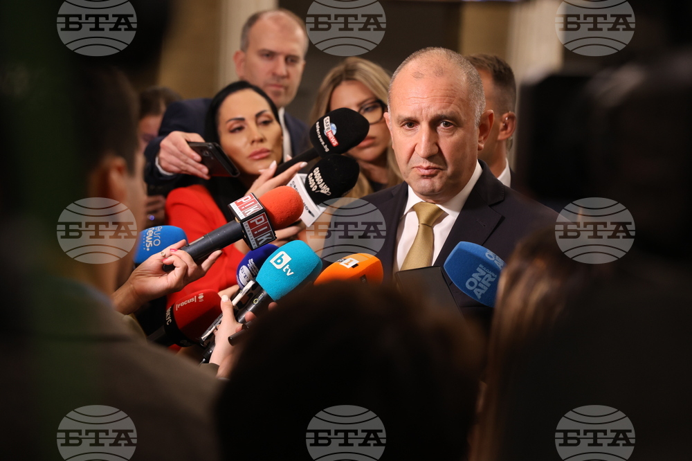 Government Denies Ukraine Policy Split as Parties Clash over Kyiv Declaration