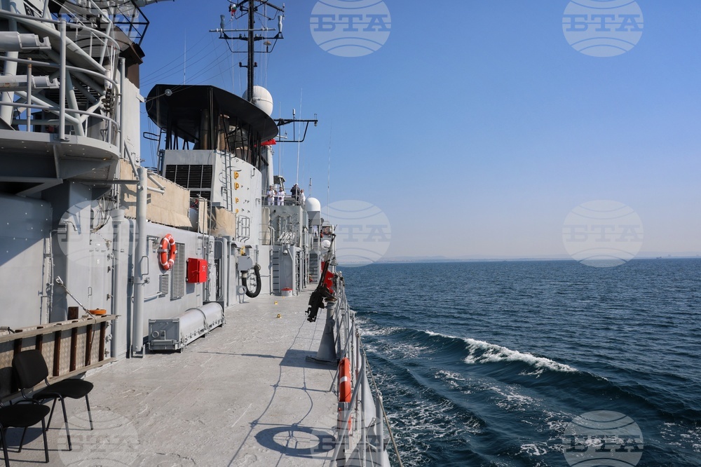 Бургаски залив - Национално военноморско учение с международно участие „Бриз“ 2026 - епизоди