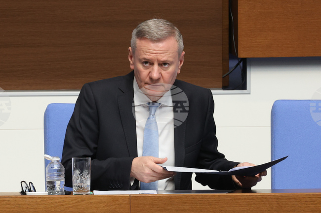 Новото ръководство на НДК е от професионалисти, запознати с дейността на дружеството, каза министър Милошев