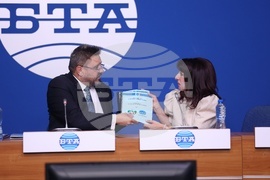 Национален пресклуб на БТА София - Българска телеграфна агенция - Асоциация на българските училища в чужбина - договор за медийно партньорство