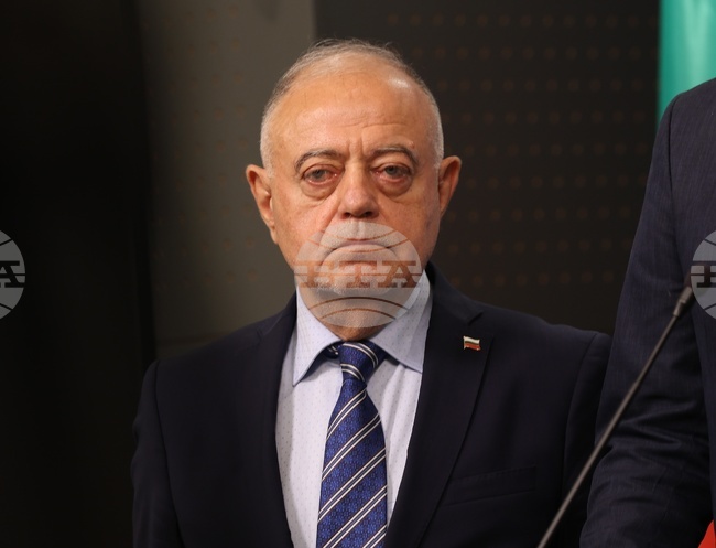 Democratic Bulgaria MP Atanassov Asks PM Radev Why Bulgaria Sought Exemption for Iskander Makhmudov from EU Sanctions against Russia 
