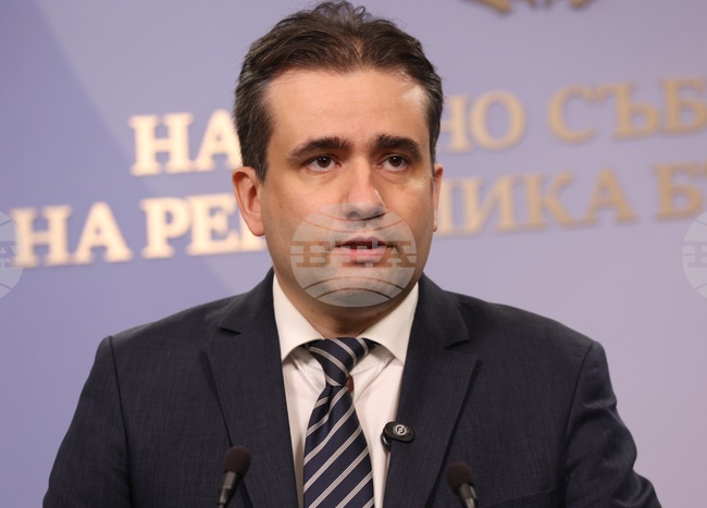 Съпредседседателят на "Да, България" Божидар Божанов се срещна с представители на ИТ сектора за дейността на "Информационно обслужване"