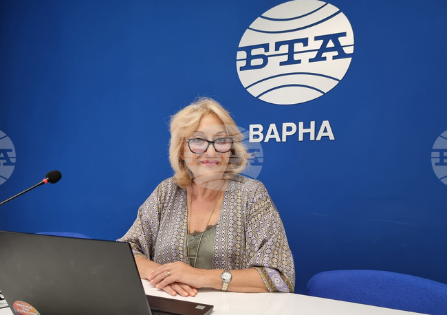Варна има своя летен професионален фестивал на открито в лицето на „Опера в Летния театър“, каза Даниела Димова