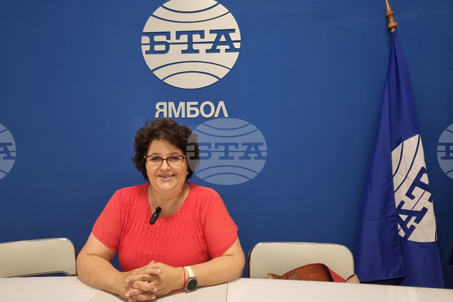 Национален пресклуб на БТА Ямбол - списание ЛИК - „Сцена на вековете“ - представяне