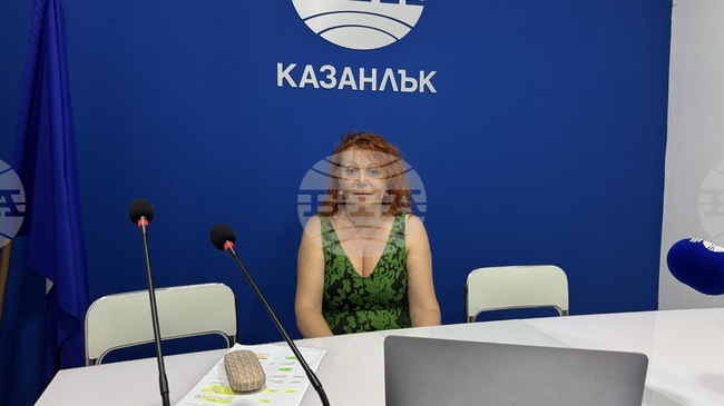 Оперните спектакли край язовир "Копринка" са сред акцентите в Празниците в Долината на тракийските царе, каза секретарят на Община Казанлък Гинка Щерева