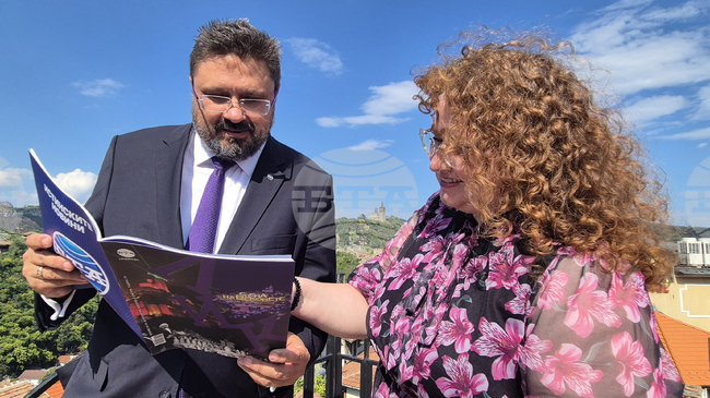 LIK Magazine Managing Editor Hristova Says Stage of the Ages Festival Makes Veliko Tarnovo a Destination for Art Lovers